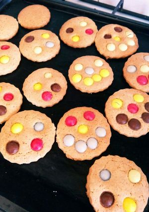 マーブルチョコのせクッキー-レシピのメイン写真
