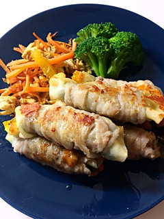 余った餃子の皮で肉巻き-レシピのメイン写真
