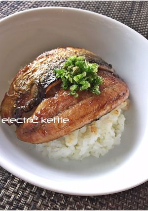 メイプルシロップでさんまの蒲焼き丼-レシピのメイン写真