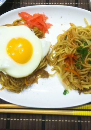 ソース焼きそば(左)-レシピのメイン写真