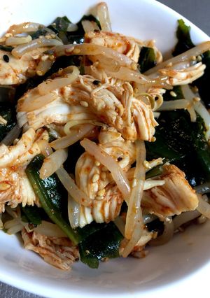 ピリ辛！もやしと鶏肉の韓国風和え-レシピのメイン写真
