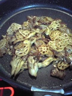豚バラ肉とレンコンの生姜焼き-レシピのメイン写真