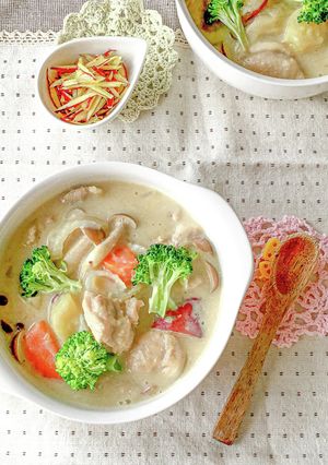 薩摩芋こぶおろし*優しいクリームシチュー-レシピのメイン写真