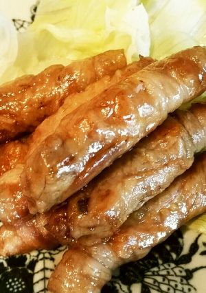 豚ロースの薄切りでクルミの甘辛肉巻き-レシピのメイン写真