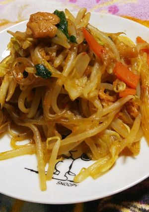 鶏唐揚げのキムチ白滝焼きそば。-レシピのメイン写真
