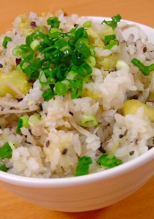 お好みの具で☆味噌の炊き込みご飯-レシピのメイン写真