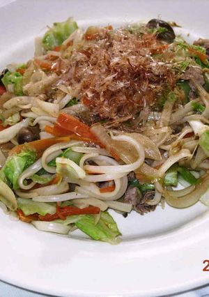 野菜モリモリ焼きうどん♪-レシピのメイン写真