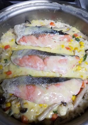 ご飯で簡単♪鮭とシメジの豆乳ドリアもどき-レシピのメイン写真
