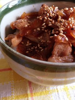 簡単♬メープルで優しい甘さ☆豚丼-レシピのメイン写真