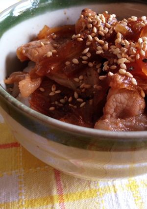 簡単♬メープルで優しい甘さ☆豚丼-レシピのメイン写真
