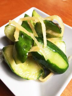娘の好きなキュウリの麺つゆ漬け-レシピのメイン写真