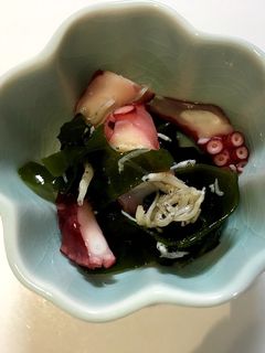簡単*たことわかめとしらすの酢の物*-レシピのメイン写真