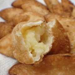 รูปของ 餃子の皮でポテチーズ