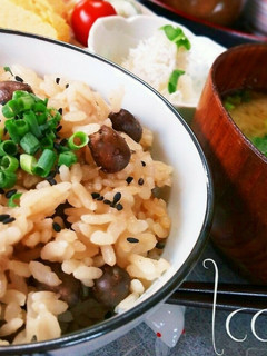 ほんのり醤油味♪むかごの炊き込みご飯-レシピのメイン写真