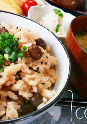 ほんのり醤油味♪むかごの炊き込みご飯-レシピのメイン写真