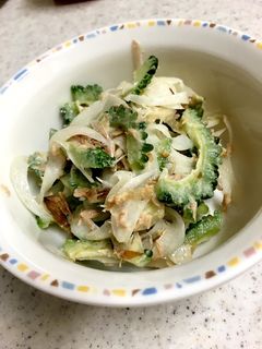 ゴーヤ ミョウガ 玉ねぎ ツナのサラダ-レシピのメイン写真