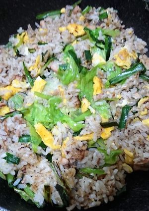 サバ缶と卵のアンチョビソース炒飯-レシピのメイン写真