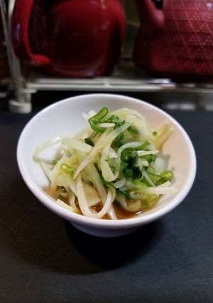 ビールのお供に！ブロッコリーの茎のネギ塩-レシピのメイン写真