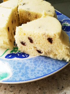 簡単!クルミとレーズンの蒸しケーキ-レシピのメイン写真