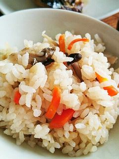 きのこの炊き込みご飯-レシピのメイン写真