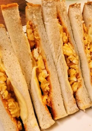 チーズ&スクランブルエッグサンドイッチ-レシピのメイン写真