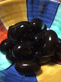 しわが寄らない!ふっくらつやつや黒豆煮-レシピのメイン写真