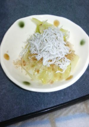 おかずもぅ1品!!キャベツのおかか醤油-レシピのメイン写真