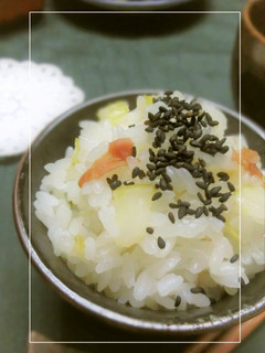 梅とセロリの炊き込みご飯-レシピのメイン写真