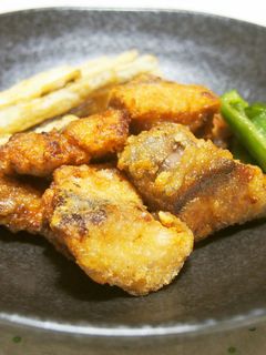 ぶりの竜田揚げ♪ごま油が隠し味♪-レシピのメイン写真