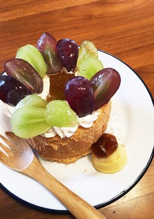 マスカットとピオーネのシフォンケーキ-レシピのメイン写真