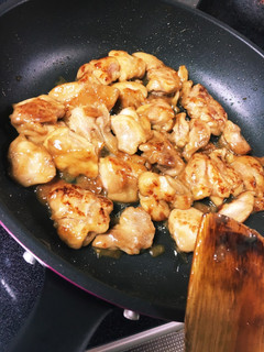 鶏肉の梅干し炒め煮-レシピのメイン写真
