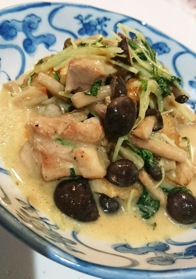 鶏肉ときのこの味噌ヨーグルト炒め-レシピのメイン写真