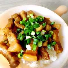 รูปของ ごはんがすすむ☆簡単！ルーロー飯！魯肉飯