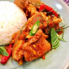 รูปของ 簡単！ 本格タイ料理 ☆ パネンカレー