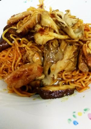 鶏きのこカレー焼きそば-レシピのメイン写真