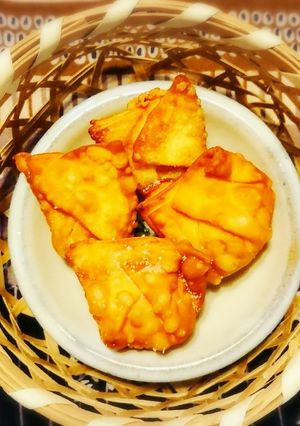 余った餃子の皮で♪チーズカリカリ-レシピのメイン写真