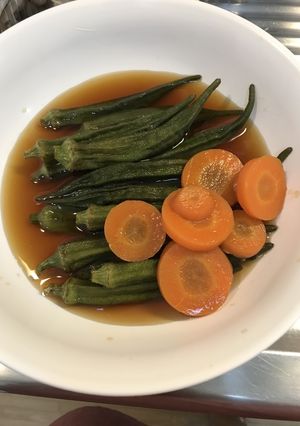 オクラと人参の煮つけ-レシピのメイン写真