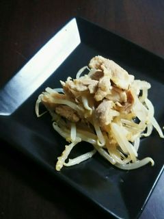 鶏モモ肉でもヘルシー‼もやしと中華和え。-レシピのメイン写真