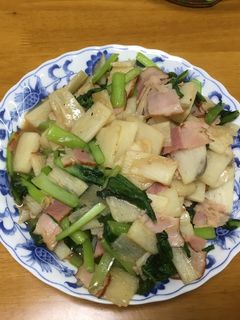 長いもとベーコンの和風ドレッシング炒め-レシピのメイン写真