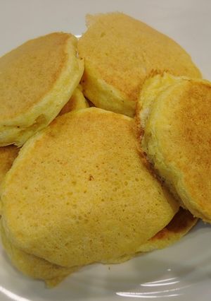 材料4つ!豆腐のふわふわパンケーキ-レシピのメイン写真