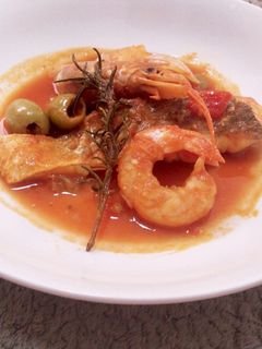鯛とエビの赤いアクアパッツァ-レシピのメイン写真