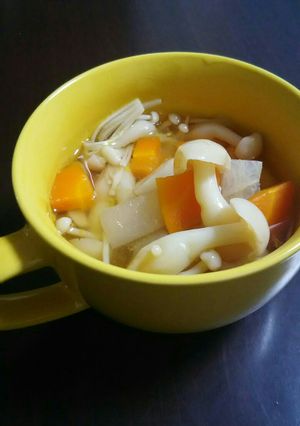 ブナピーとえのき茸♪根菜中華スープ-レシピのメイン写真