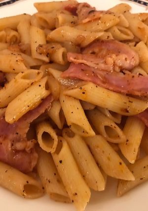 食欲がそそるベーコンとペンネ-レシピのメイン写真