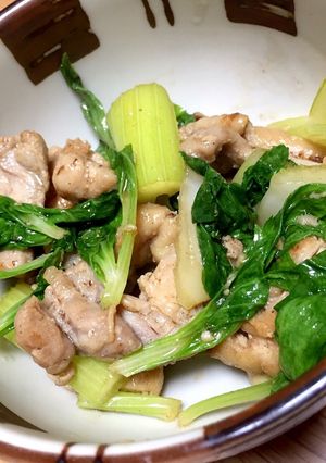 超簡単★時短★鶏肉とセロリの塩麹炒め-レシピのメイン写真