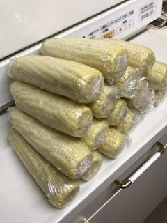簡単レンジでとうもろこし蒸し-レシピのメイン写真