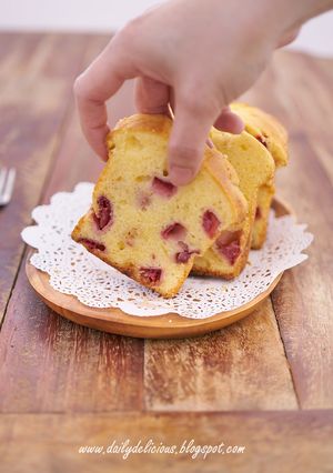 いちご, ホワイトチョコパウンドケーキ-レシピのメイン写真