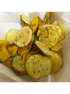 ノンオイル☆レンジで簡単野菜チップス-レシピのメイン写真
