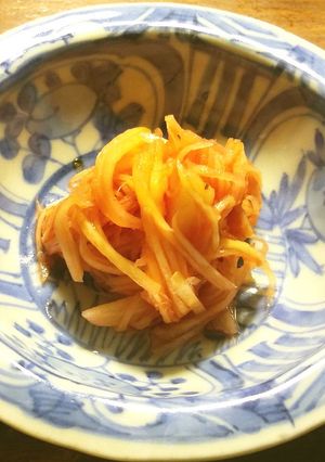 新生姜で手作りの紅生姜 赤梅酢使用-レシピのメイン写真