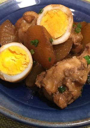 鍋1つでできる!鶏手羽元と大根の煮物-レシピのメイン写真