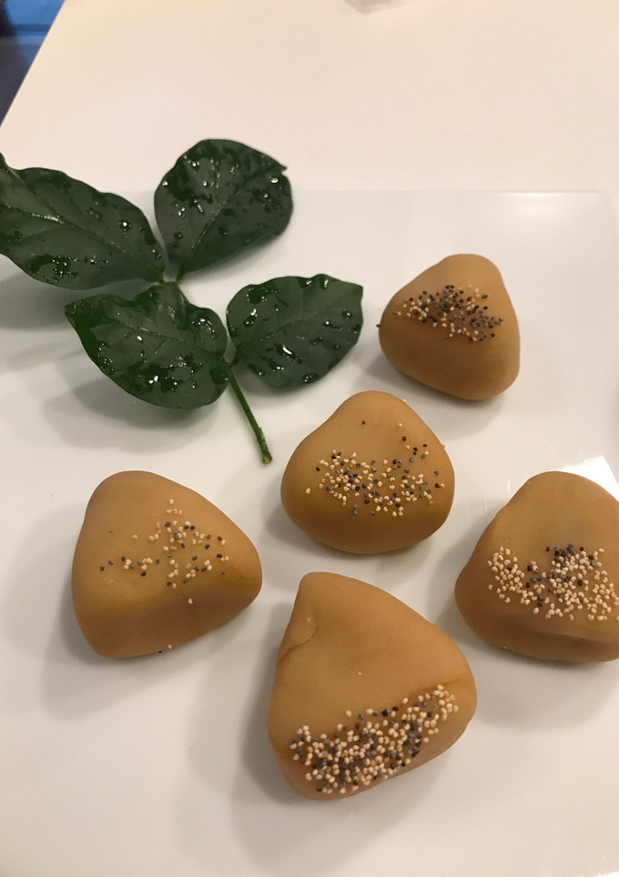 旬の栗・練り切り-レシピのメイン写真